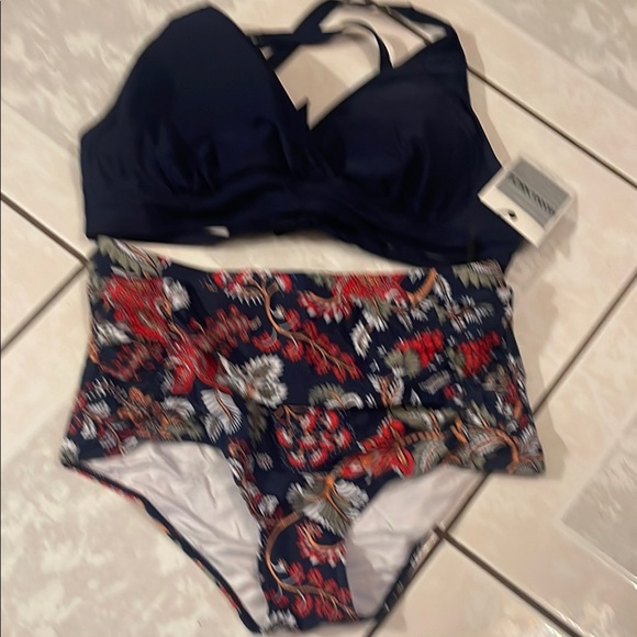 Floral Print Bikini Set - Navy and Multicolor - Picture 2 of 9
